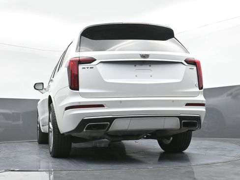 Used 2023 Cadillac XT6 Premium Luxury image 35
