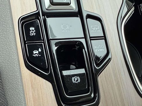 Used 2025 Lexus RX 450h Luxury w/ Convenience Package image 25