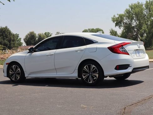 Used 2016 Honda Civic EX-T image 7