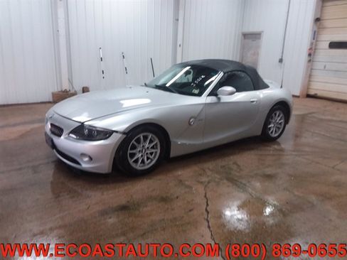 Used 2003 BMW Z4 2.5i image 4