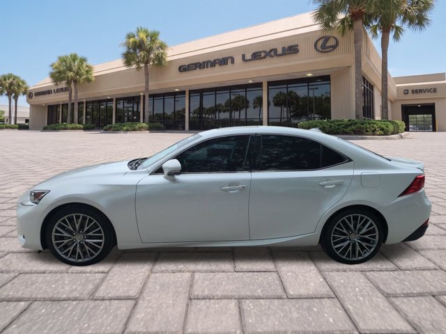 Used 2017 Lexus IS 200t RWD image 7