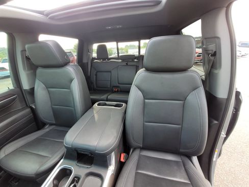 Used 2023 GMC Sierra 1500 SLT w/ SLT Premium Plus Package AWD/4WD image 16