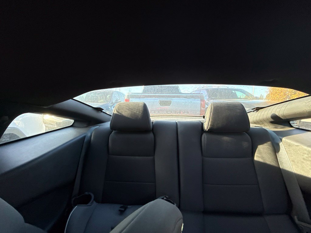 Used 2014 Ford Mustang Coupe RWD image 10