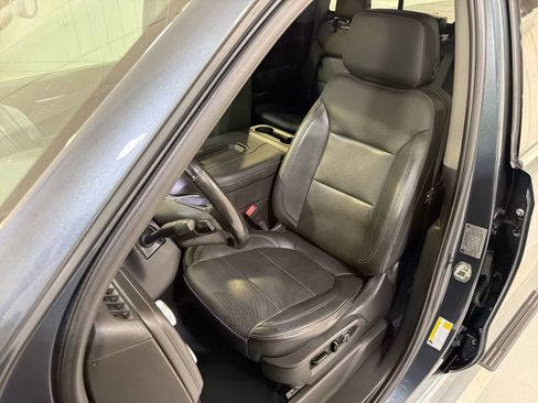 Used 2019 GMC Sierra 1500 SLT w/ SLT Premium Package image 10