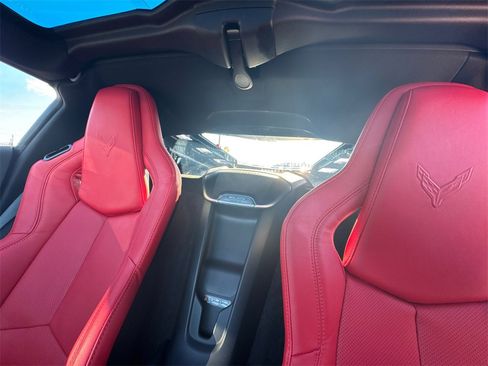Used 2023 Chevrolet Corvette Z06 image 25
