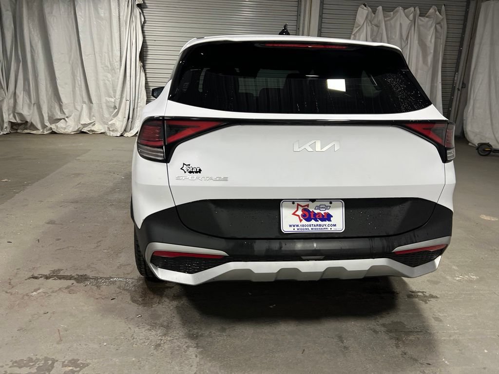Used 2024 Kia Sportage EX FWD image 6