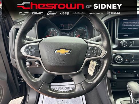 Used 2022 Chevrolet Colorado LT w/ LT Convenience Package AWD/4WD image 14
