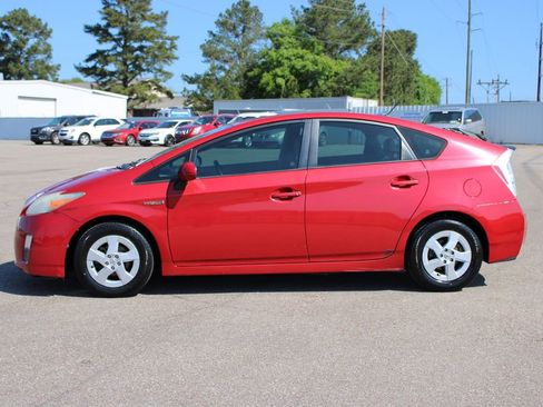 Used 2011 Toyota Prius Two FWD image 3