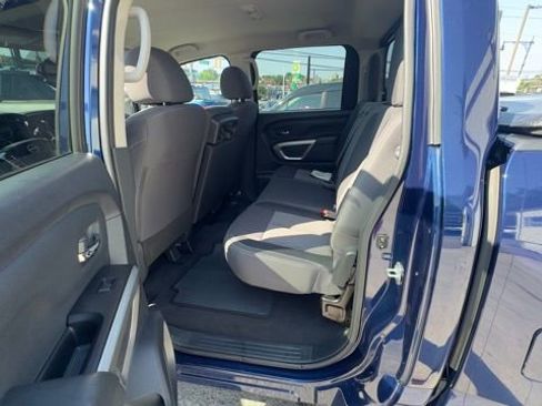 Used 2023 Nissan Titan SV image 20
