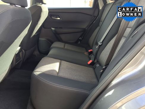 Used 2024 Nissan Rogue SV image 22