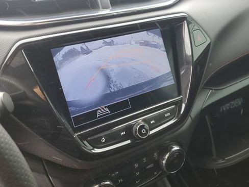 Used 2021 Chevrolet TrailBlazer RS w/ Convenience Package image 14