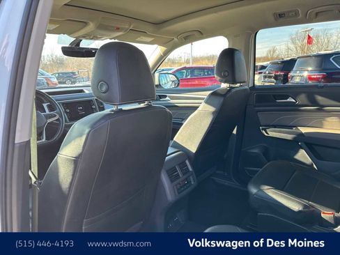 Used 2021 Volkswagen Atlas SE image 13