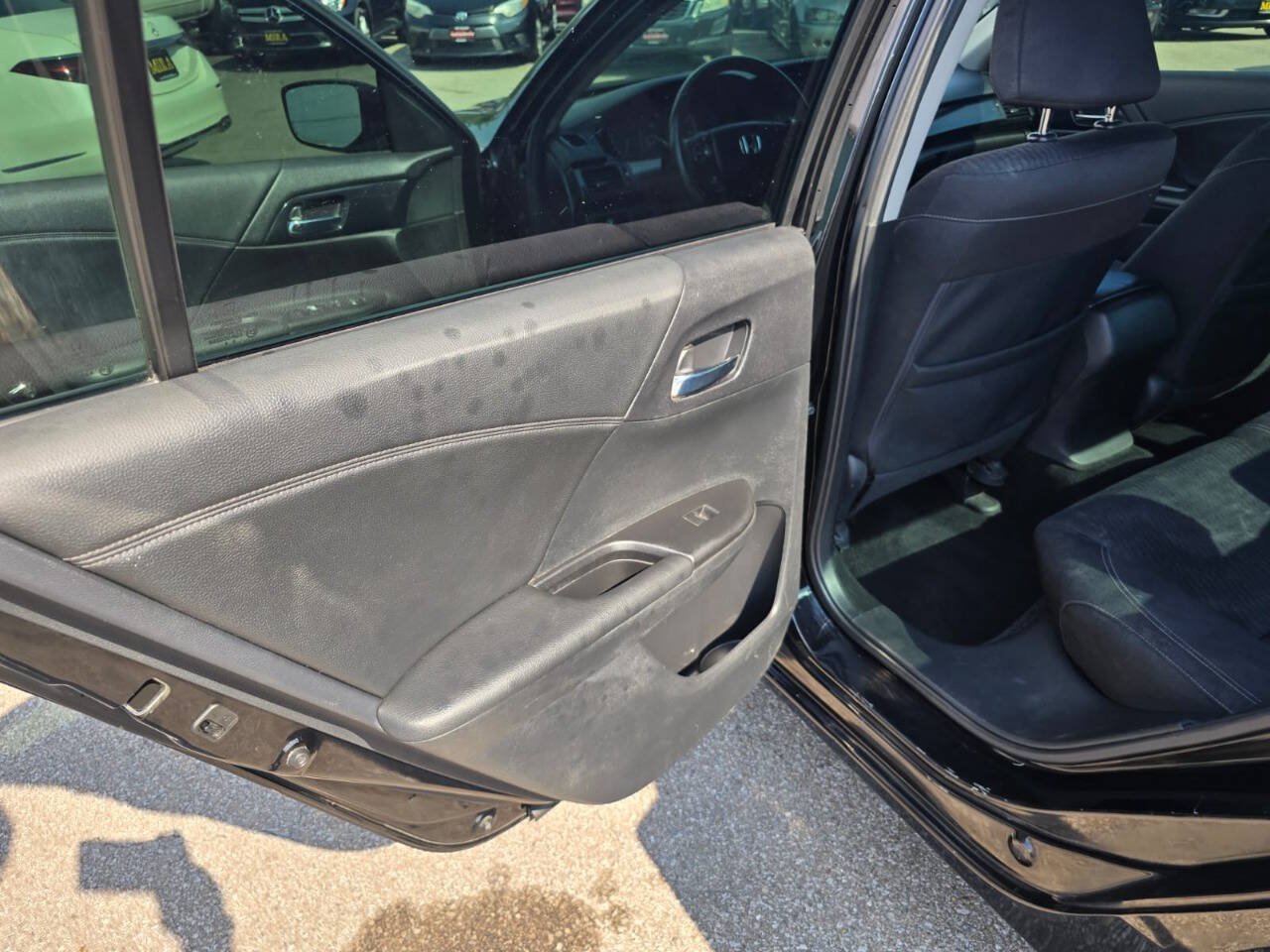Used 2015 Honda Accord Sport image 14