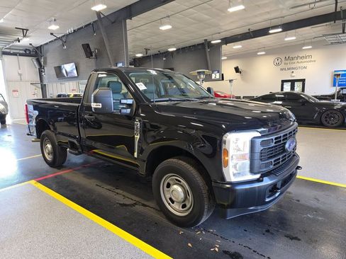 Used 2024 Ford F350 XL w/ Camper Package RWD image 4