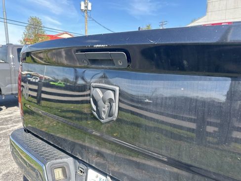 Used 2011 RAM 2500 Laramie w/ Protection Group image 15