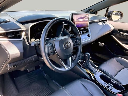 Certified 2025 Toyota Corolla XSE FWD image 17