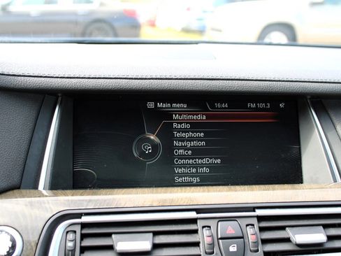 Used 2014 BMW 740Li image 24