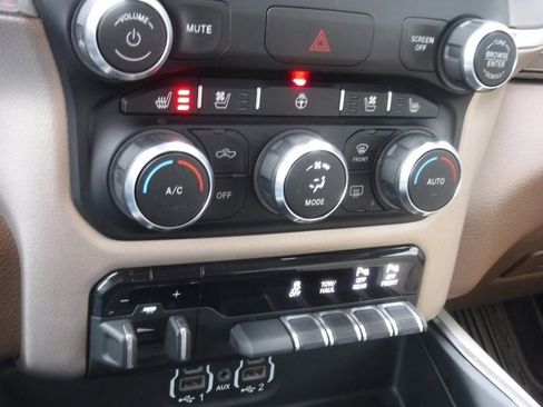 Certified 2022 RAM 1500 Laramie image 34