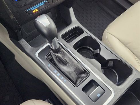 Used 2017 Ford Escape Titanium image 21