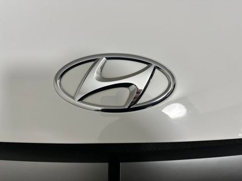 Used 2023 Hyundai Ioniq 5 SE image 9