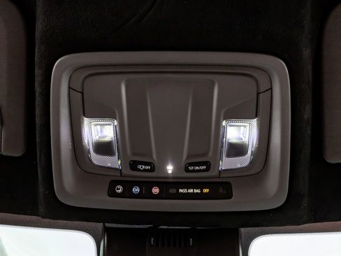 Used 2025 GMC Sierra 1500 Pro w/ Convenience Package image 24