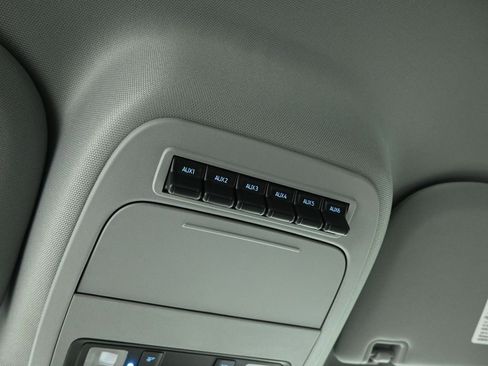 New 2026 Ford F350 XLT image 19