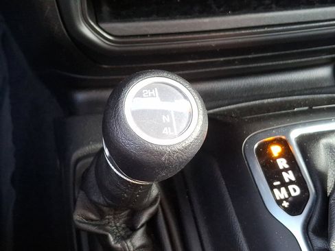 Certified 2023 Jeep Wrangler Unlimited Sport image 24