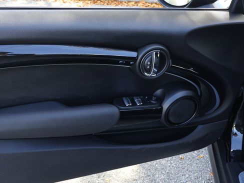 Used 2024 MINI Cooper S image 15