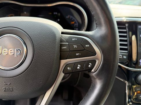 Used 2019 Jeep Grand Cherokee High Altitude AWD/4WD image 25