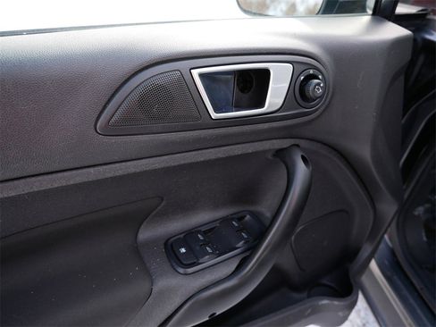 Used 2016 Ford Fiesta SE w/ Cold Weather Package image 16