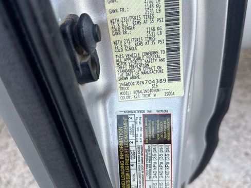 Used 2015 Nissan Frontier S RWD image 21