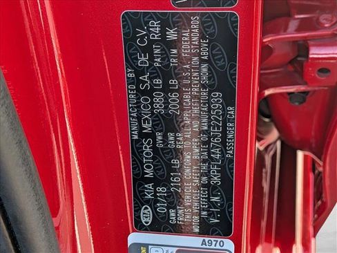 Used 2018 Kia Forte S image 24