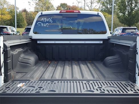 New 2026 Nissan Frontier PRO-4X image 7