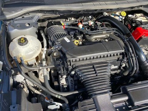 Used 2023 Ford Escape Platinum image 19