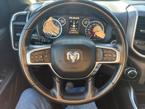 Used 2021 RAM 1500 Big Horn image 15