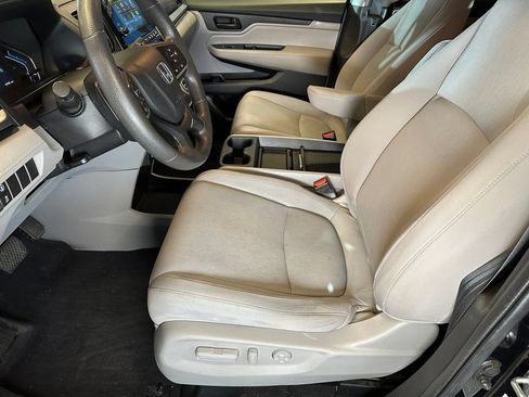 Used 2022 Honda Odyssey EX image 19