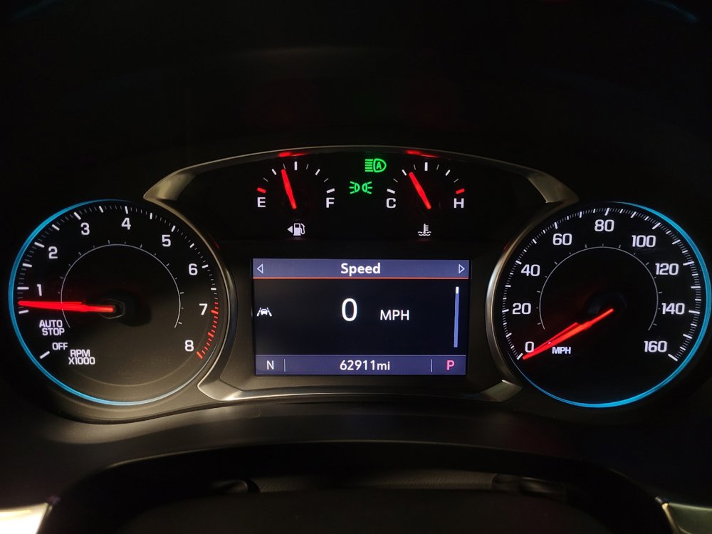 Used 2023 Chevrolet Traverse LT FWD image 23