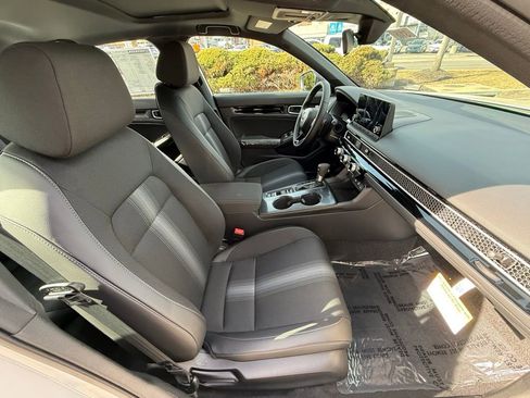 New 2026 Honda Civic Sport image 40