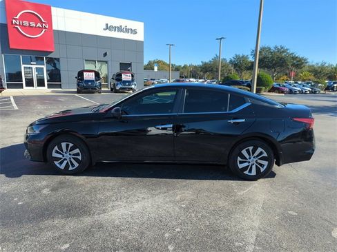 Certified 2024 Nissan Altima 2.5 S image 7