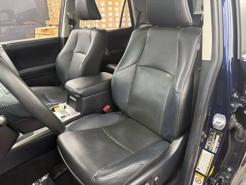 Used 2019 Toyota 4Runner Limited AWD/4WD image 20