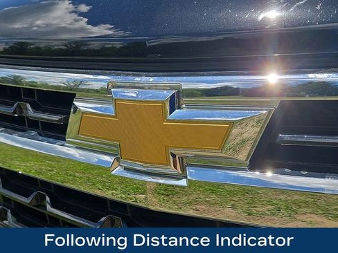 Used 2022 Chevrolet Silverado 1500 LT AWD/4WD image 31
