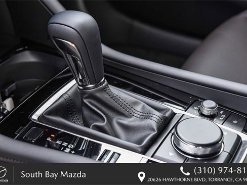 New 2026 MAZDA MAZDA3 Hatchback w/Premium Plus Pkg image 14