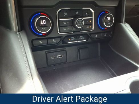 Certified 2021 Chevrolet Tahoe Z71 w/ Z71 Off-Road Package AWD/4WD image 6