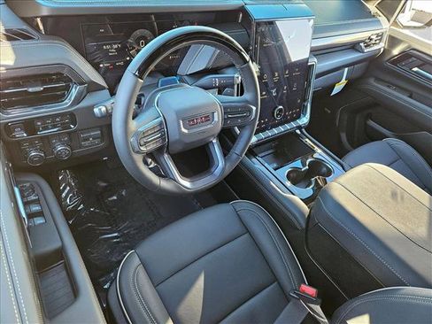 New 2026 GMC Yukon XL Elevation w/ Elevation Premium Package image 3