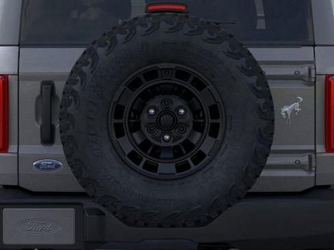 New 2026 Ford Bronco Base image 24