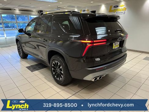 Used 2025 Chevrolet Traverse Z71 w/ Enhanced Driving Package AWD/4WD image 28