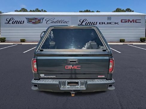 Used 2017 GMC Sierra 1500 SLT w/ All-Terrain Package AWD/4WD image 5