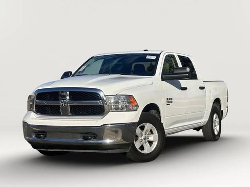 Used 2022 RAM 1500 Tradesman w/ Chrome Appearance Group AWD/4WD image 2