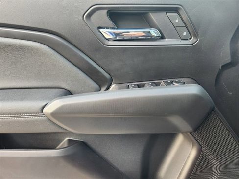 New 2026 GMC Canyon Elevation w/ Convenience Package image 17