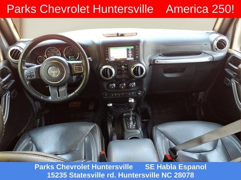 Used 2017 Jeep Wrangler Unlimited Sahara w/ Connectivity Group AWD/4WD image 24